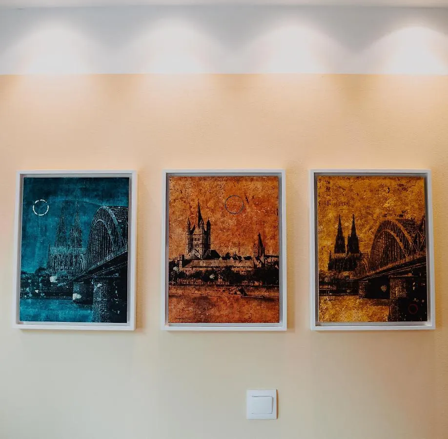 Muelheim, Schoenes Apartment, E-Werk, Palladium, Carlswerk, Messe, Lanxess-Arena Cologne