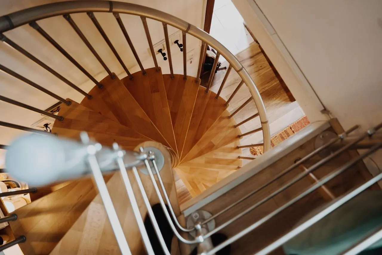 Muelheim, Schoenes Apartment, E-Werk, Palladium, Carlswerk, Messe, Lanxess-Arena Cologne Apartment